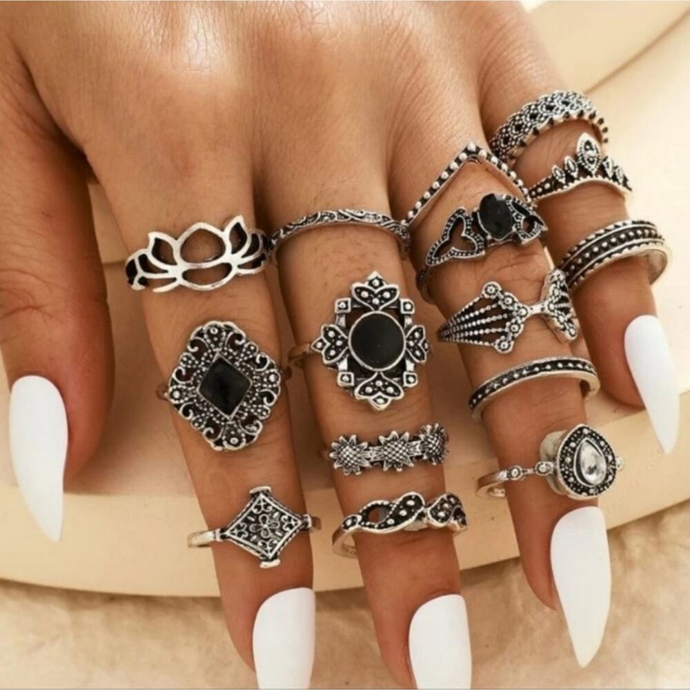 *Taylor* 15 Piece Ring Set